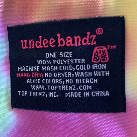 Tie Dye Peace And Love String Bag - Picture 2 of 2